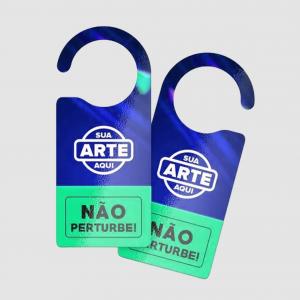 Aviso de Porta Couche 300gr 8,5x19 cm 4x4 Laminado Recorte 